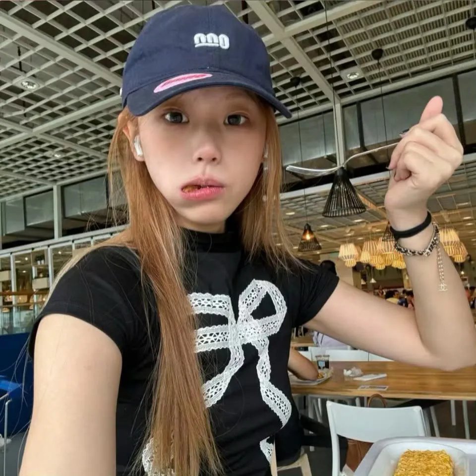 网美嬉游记 海报